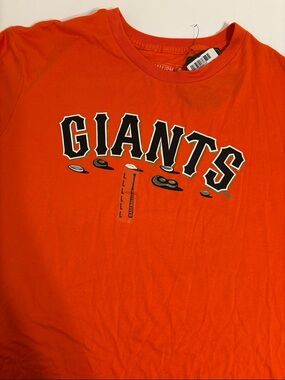 NWT Giants Short Sleeve Graphic Tee - L